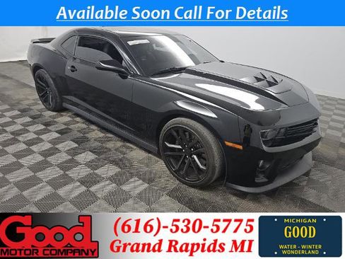 Used 2012 Chevrolet Camaro ZL1 RWD image 1