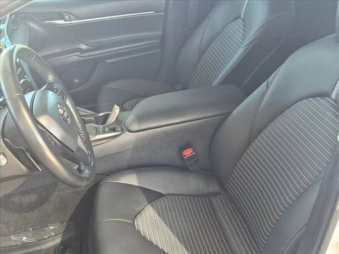 Used 2022 Toyota Camry SE AWD/4WD image 15