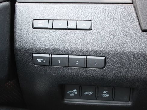 Used 2024 Lexus GX 550 w/ Accessory Package (Z1) AWD/4WD image 12