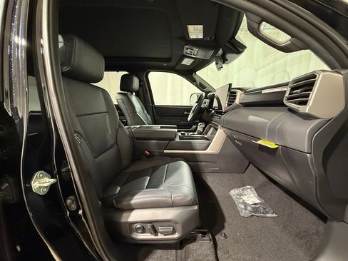 New 2026 Toyota Tundra Platinum AWD/4WD image 22