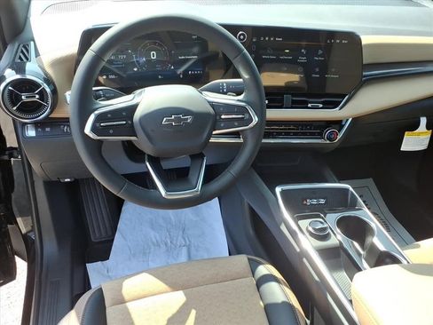New 2026 Chevrolet Equinox ACTIV FWD image 16