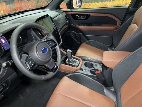 Certified 2025 Subaru Forester Touring w/ Popular Package - Touring AWD/4WD image 25