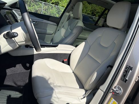 Certified 2023 Volvo XC90 B5 Core w/ Protection Package Premier image 53