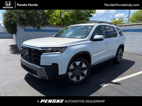 Used 2026 Honda Pilot Elite image 1