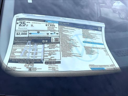 New 2026 Volkswagen Tiguan SE image 18