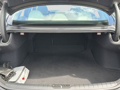 Used 2025 Hyundai Sonata SE FWD image 27