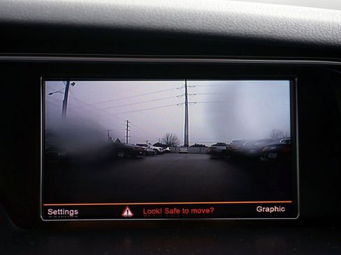 Used 2013 Audi A4 2.0T Premium w/ Convenience Pkg image 28