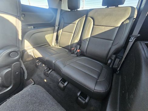 Used 2019 GMC Acadia SLT image 53