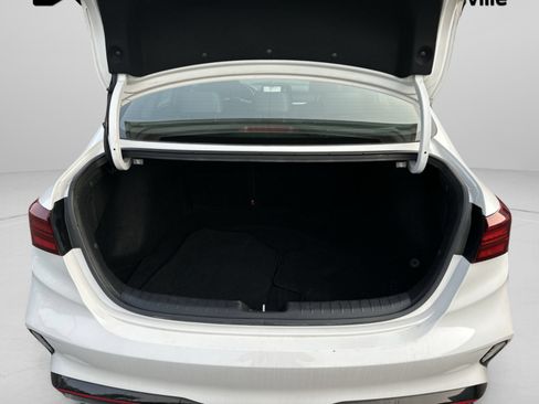 Used 2023 Kia Forte GT FWD image 19