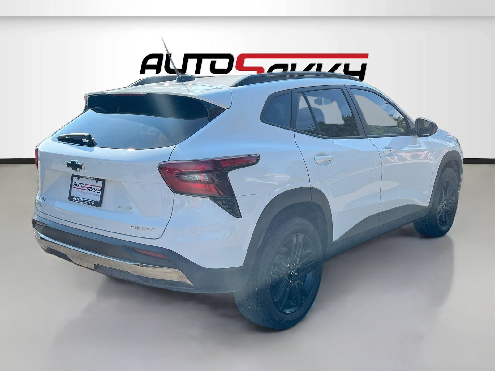 Used 2025 Chevrolet Trax ACTIV w/ Sunroof Package FWD image 7