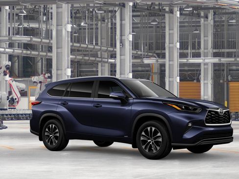 New 2026 Toyota Highlander XLE image 16