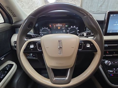 Used 2021 Lincoln Corsair Standard image 19