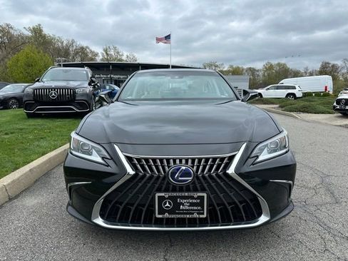 Used 2022 Lexus ES 300h w/ Luxury Package FWD image 8