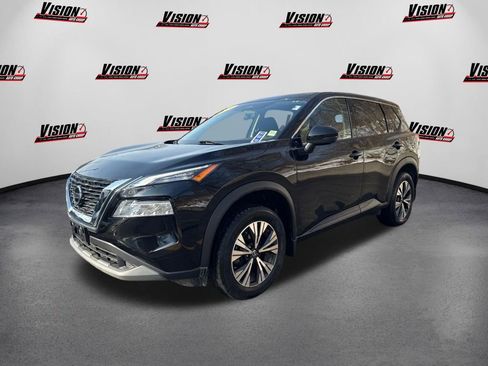 Used 2021 Nissan Rogue SV image 1