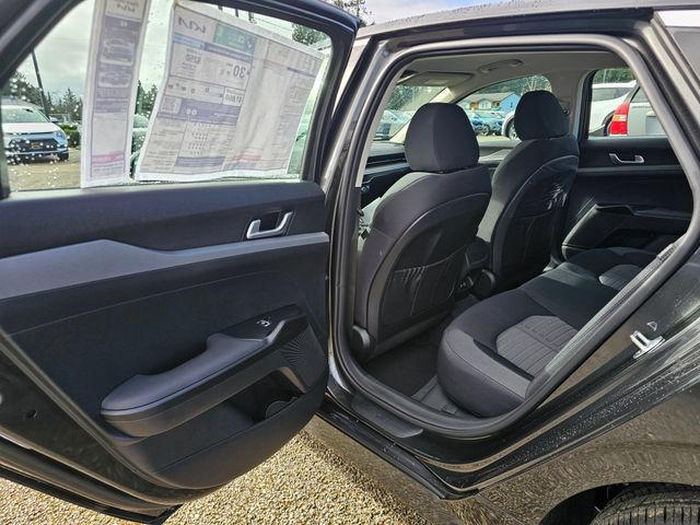 New 2026 Kia K5 LXS FWD image 13