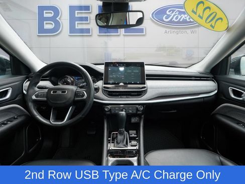 Used 2022 Jeep Compass Latitude w/ Sun and Sound Group AWD/4WD image 18