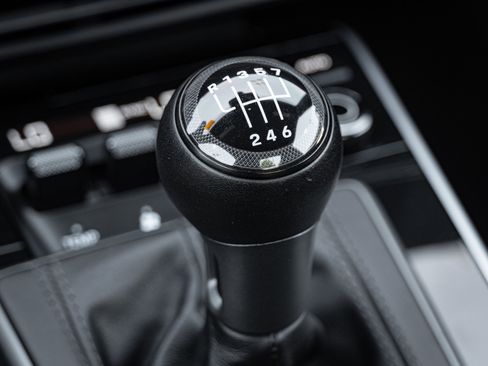 Used 2022 Porsche 911 AWD/4WD image 29