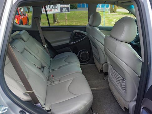Used 2008 Toyota RAV4 Limited AWD/4WD image 19