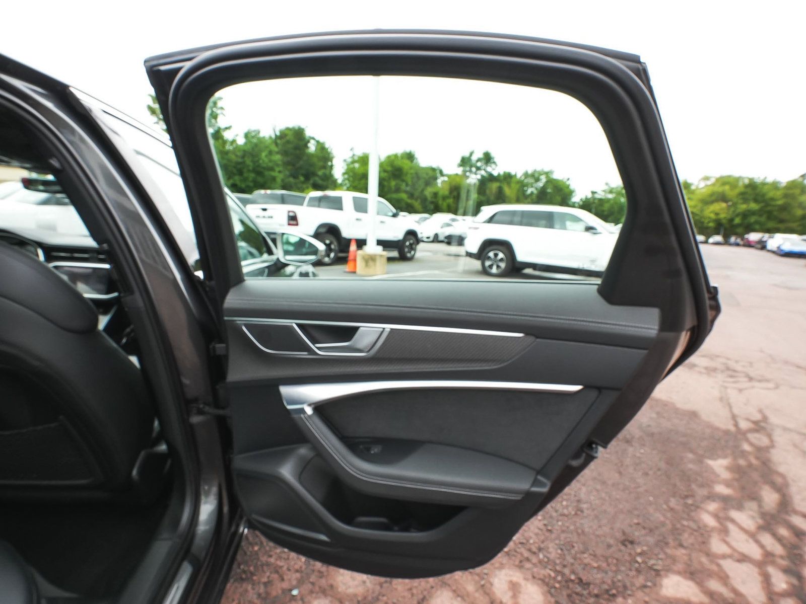 Used 2022 Audi S6 Premium Plus AWD/4WD image 14