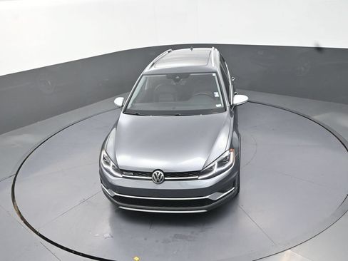 Used 2018 Volkswagen Golf Alltrack SEL AWD/4WD image 15