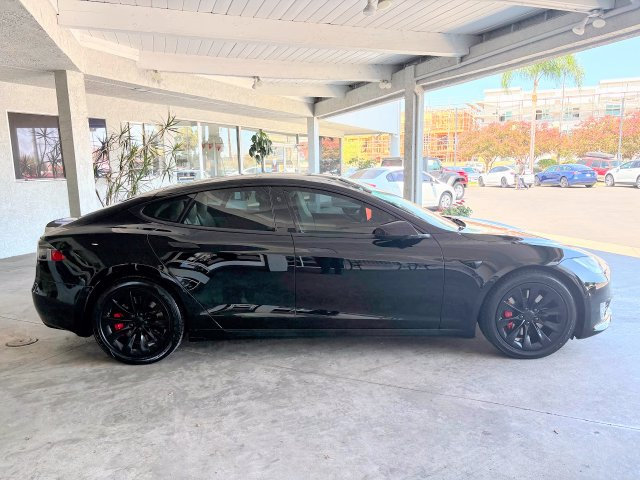 Used 2017 Tesla Model S 75 RWD image 2