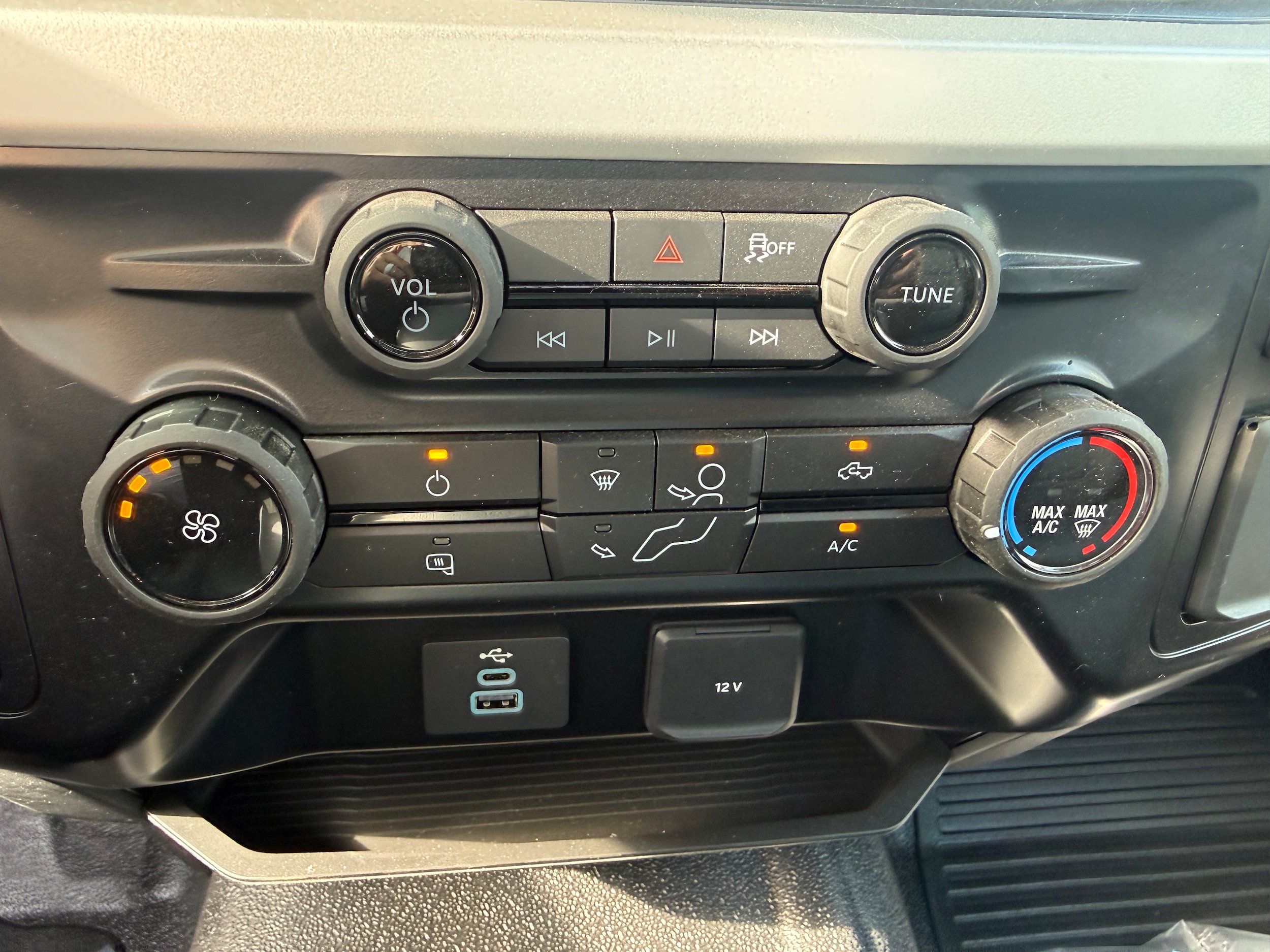 New 2025 Ford F350 XL w/ XL Chrome Package AWD/4WD image 21