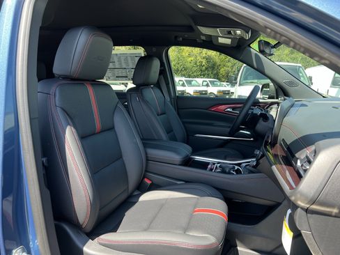 New 2026 Chevrolet Traverse RS FWD image 34
