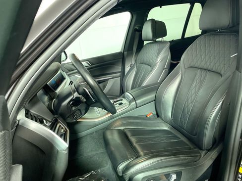 Used 2022 BMW X5 xDrive40i w/ Premium Package image 19
