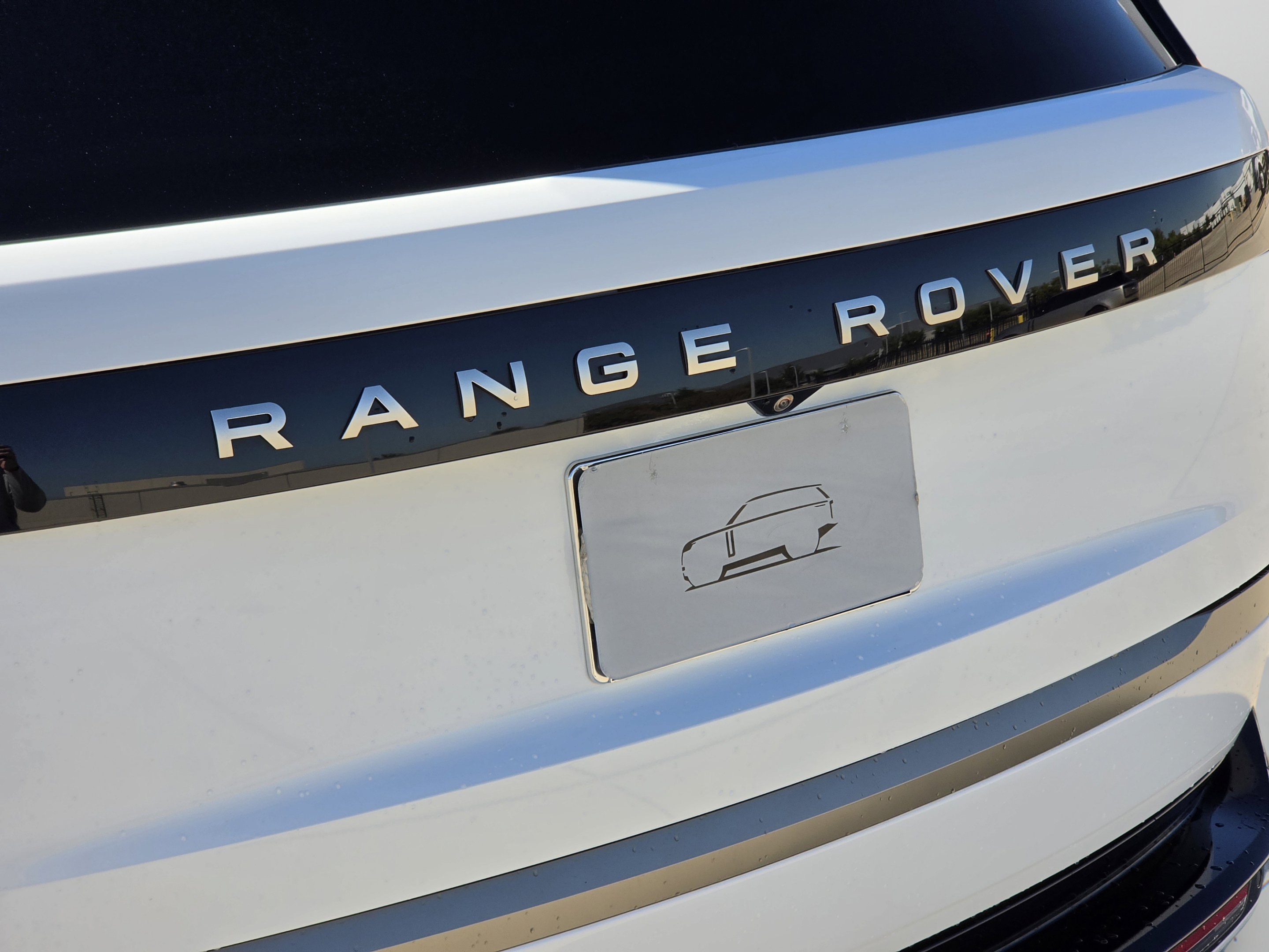 Certified 2025 Land Rover Range Rover SE AWD/4WD image 35
