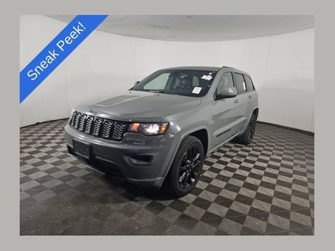 Used 2021 Jeep Grand Cherokee Laredo X AWD/4WD image 1