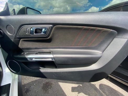 Used 2018 Ford Mustang Premium w/ Equipment Group 201A image 18