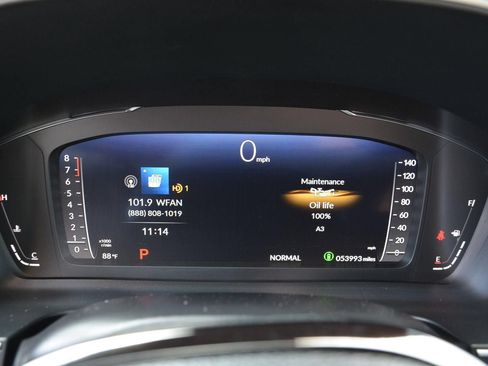 Used 2024 Honda Pilot Elite image 23