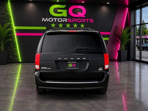 Used 2019 Dodge Grand Caravan GT FWD image 6