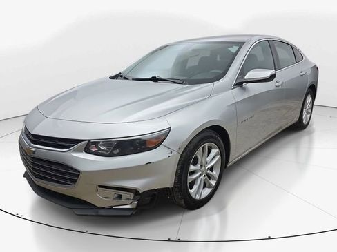 Used 2018 Chevrolet Malibu LT FWD image 6