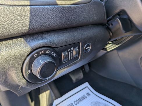 Used 2016 Chrysler 200 Limited w/ Anniversary Edition image 35