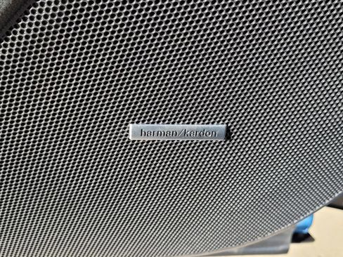 Used 2021 Subaru Forester Touring image 27