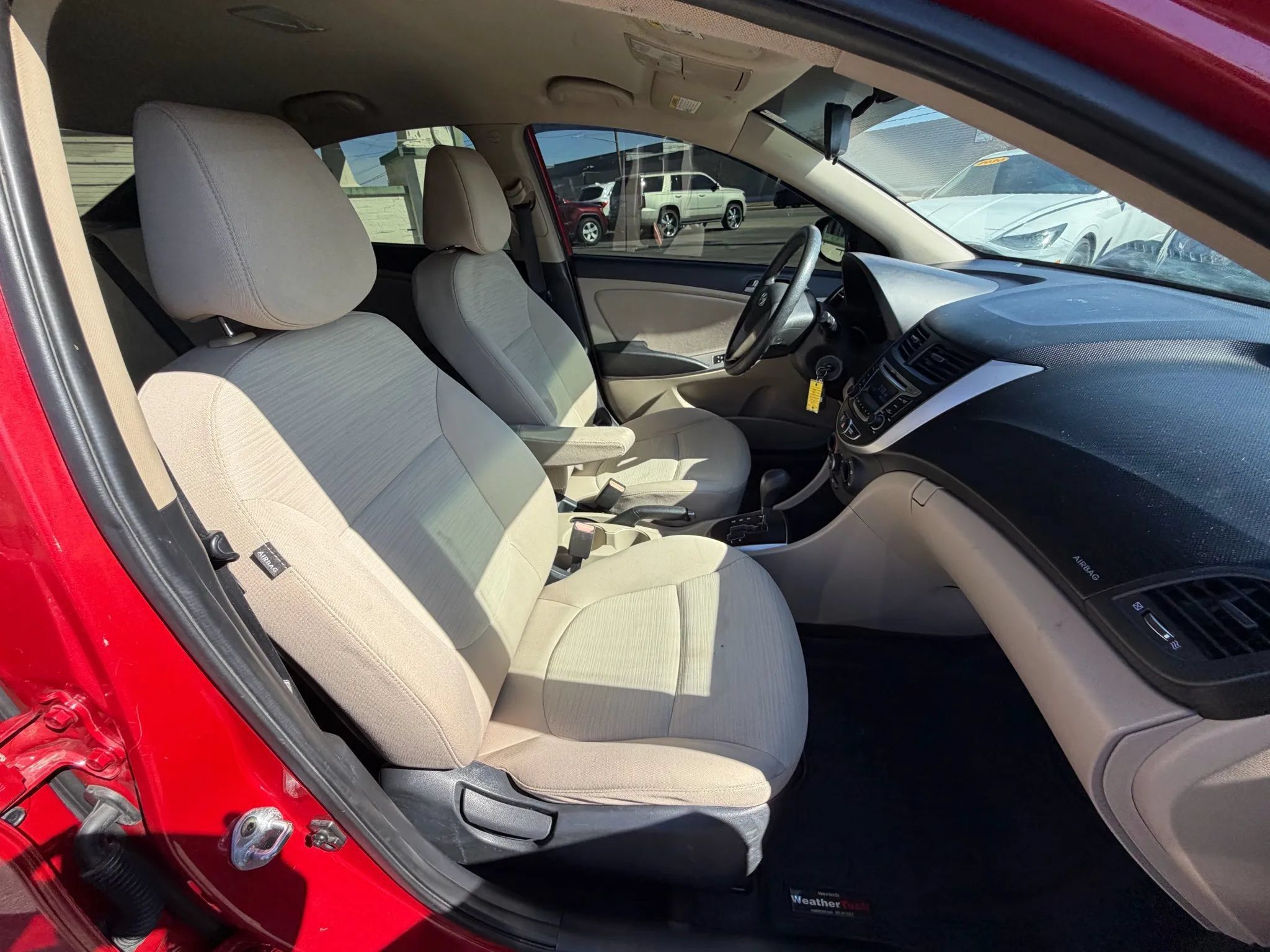 Used 2016 Hyundai Accent SE FWD image 29