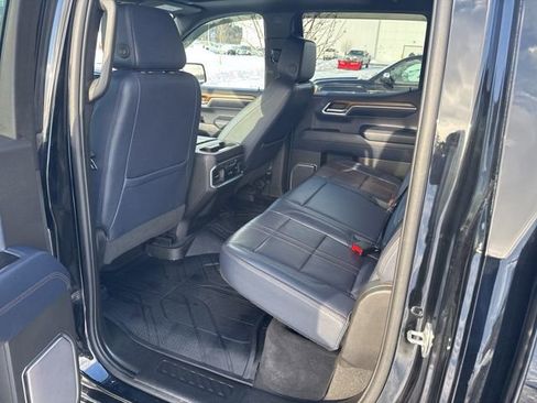 Used 2022 Chevrolet Silverado 1500 High Country w/ High Country Premium Package AWD/4WD image 16