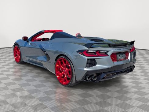 Used 2024 Chevrolet Corvette Stingray Premium Conv w/ Z51 Performance Package RWD image 3