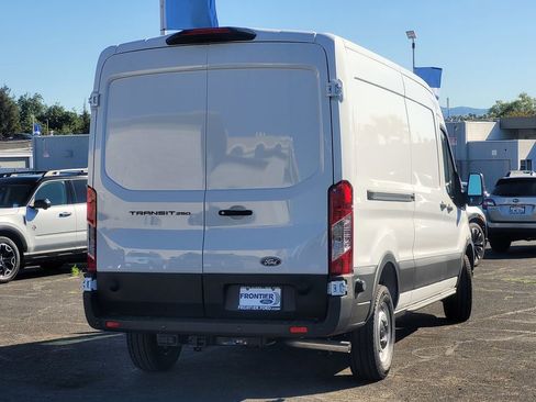 New 2026 Ford Transit 250 148 Medium Roof image 36