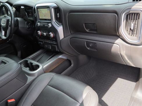 Used 2021 GMC Sierra 1500 SLT w/ SLT Premium Plus Package RWD image 32