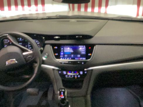 Used 2024 Cadillac XT6 Luxury w/ LPO, Floor Liner Package image 12
