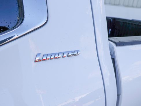 Used 2025 Toyota Tundra Limited image 15