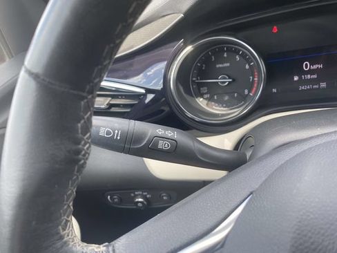 Used 2022 Buick Encore GX Select AWD/4WD image 30