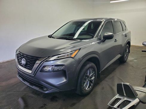 Used 2021 Nissan Rogue S FWD image 1