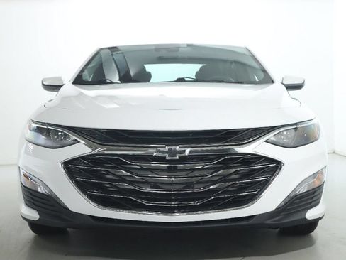 Used 2023 Chevrolet Malibu LT w/ Driver Confidence Package FWD image 5