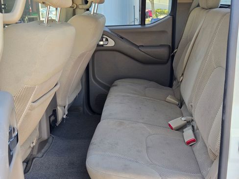 Used 2017 Nissan Frontier SV w/ SV Value Truck Package image 22