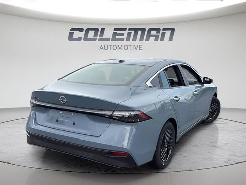 New 2026 Nissan Sentra SV w/ SV Convenience Package FWD image 5