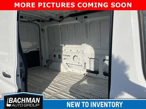 Used 2023 Ford Transit 250 Medium Roof image 10