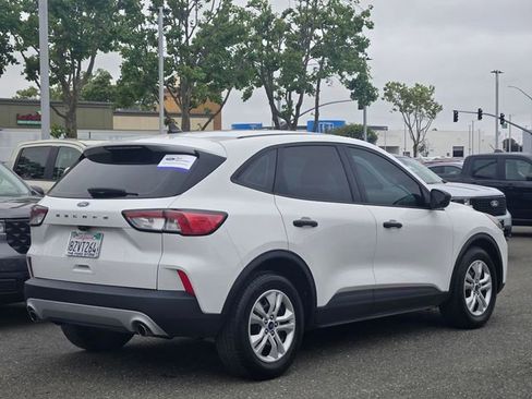 Certified 2022 Ford Escape S FWD image 7